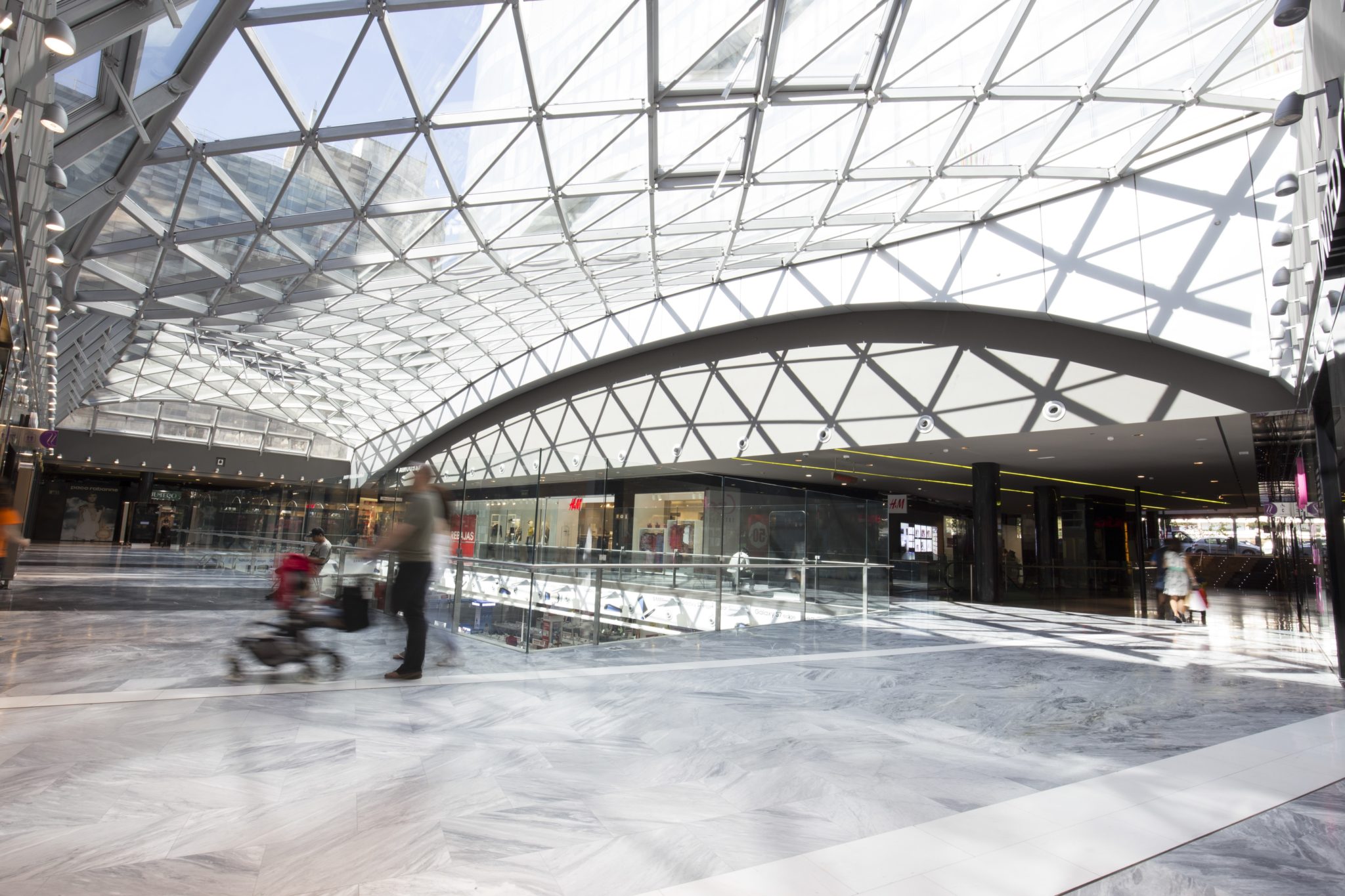 Centro Comercial C200 (2)